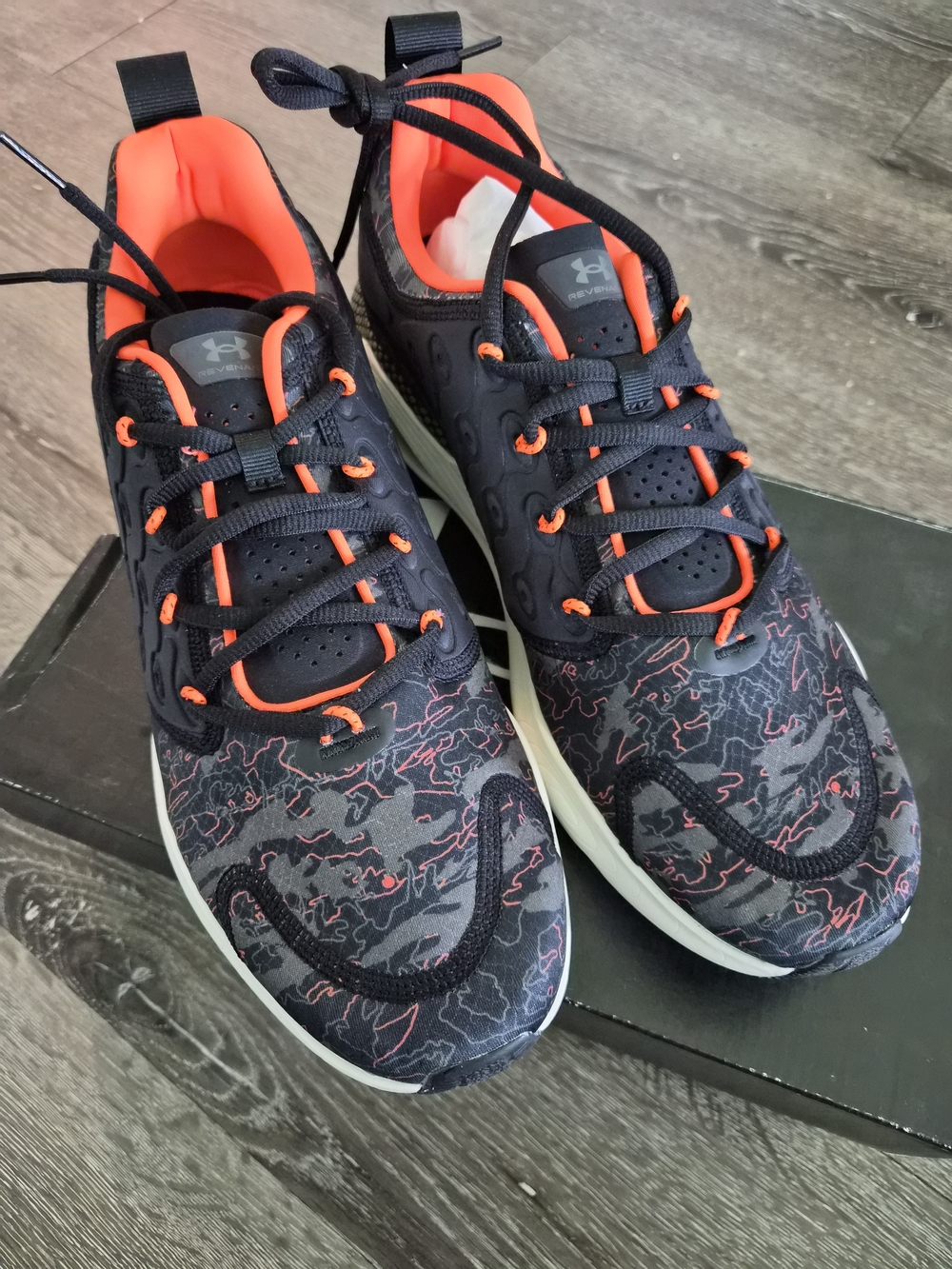 Under Armour UA HOVR Revenant Camo Black Orange Size 12 3024925-002 New in Box